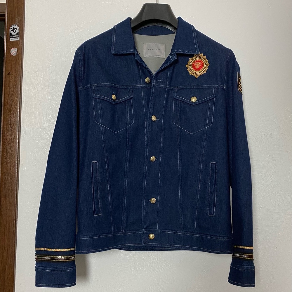 Limited edition , vintage and premium denim jacket with unique design by Zara
